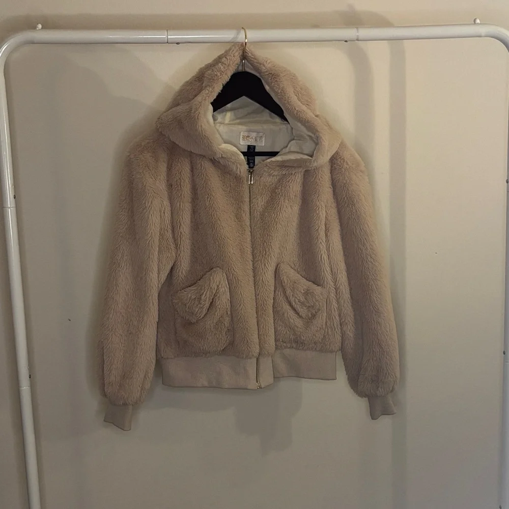 Beach Riot Cream Teddy Jacket - Picture 2 of 4